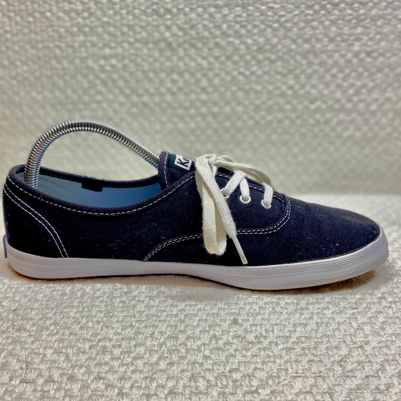 Ked’s Women’s Size 9.5 Champion Casual Low Sneakers WF34100 Black Fabric Lace Up - Picture 4 of 11